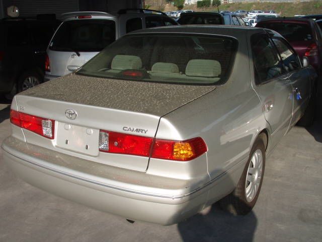 2000 Toyota Camry