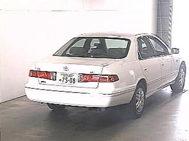 2001 Toyota Camry Photos