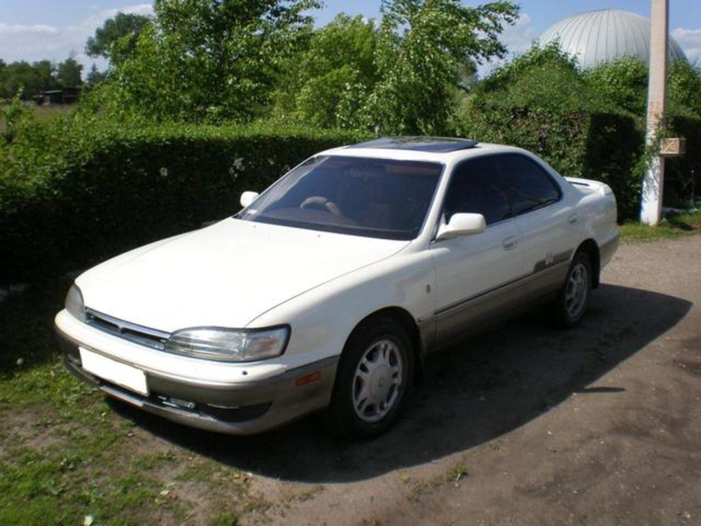 picture of 1990 toyota camry #6