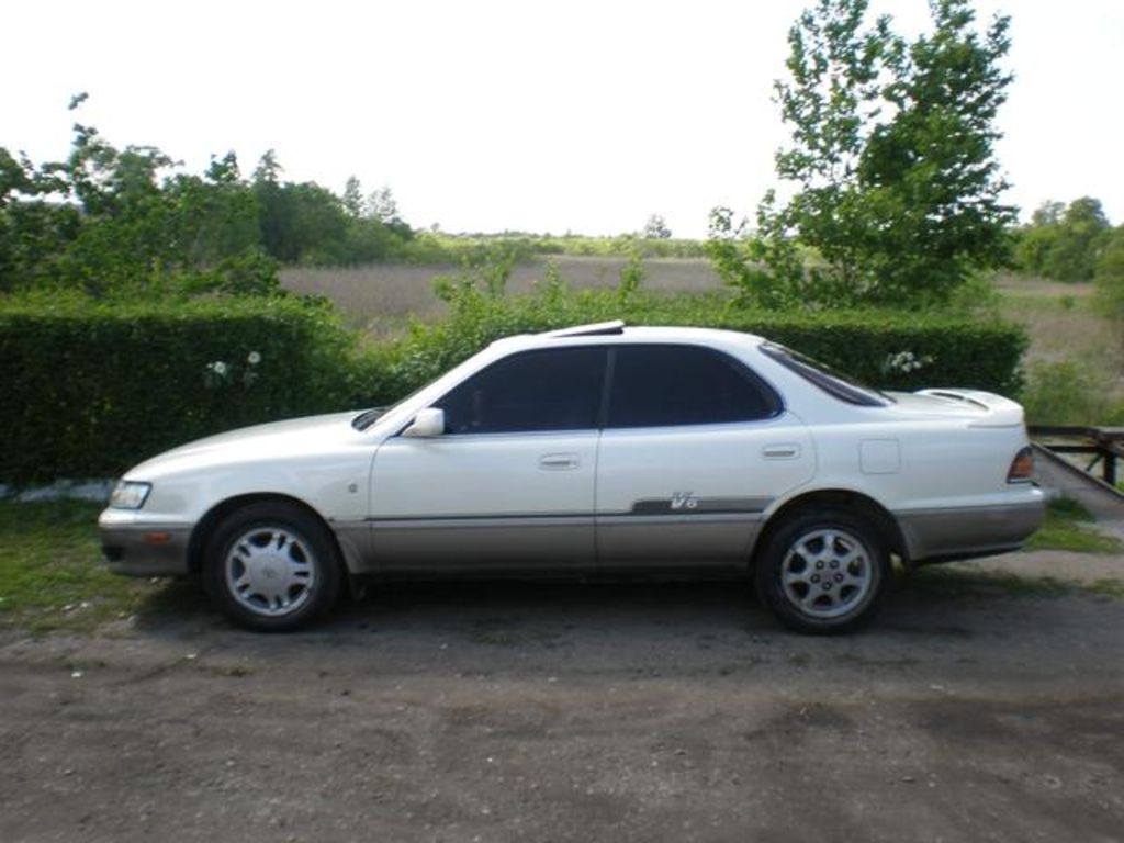 1990 Camry picture toyota