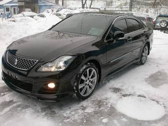 2008 Toyota Crown Pictures