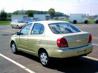2002 Toyota Echo Pics