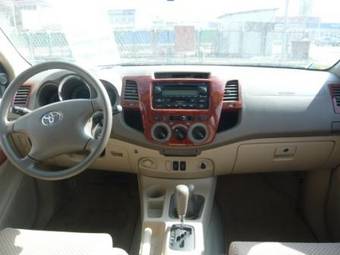 2007 Toyota Fortuner Pictures