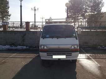 1998 Toyota Hiace Images
