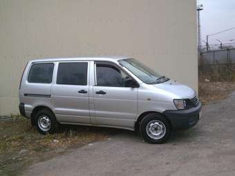 2001 Toyota Lite Ace Van