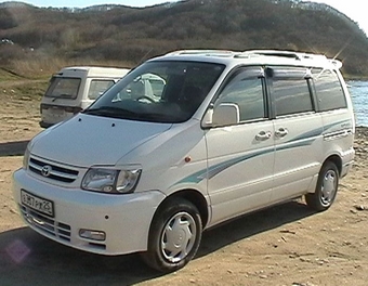 1998 Toyota Noah