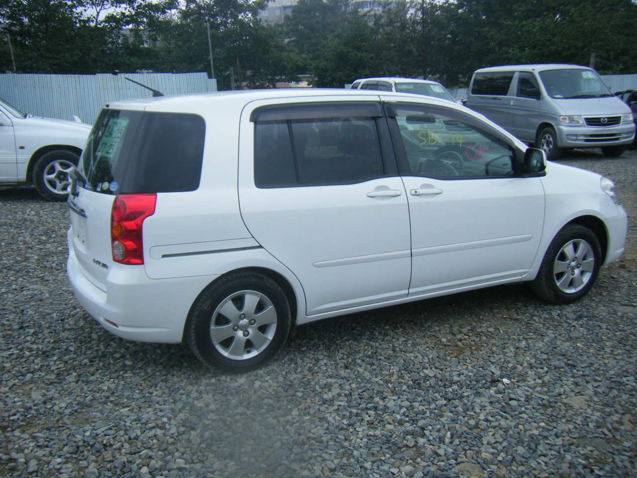 toyota raum 2004 specs #5