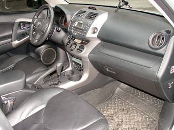 2006 Toyota RAV4 Photos