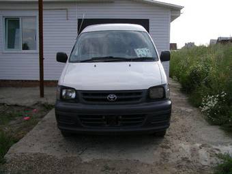 2002 Toyota Town Ace Pictures