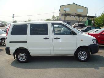 2006 Toyota Town Ace Van Pictures