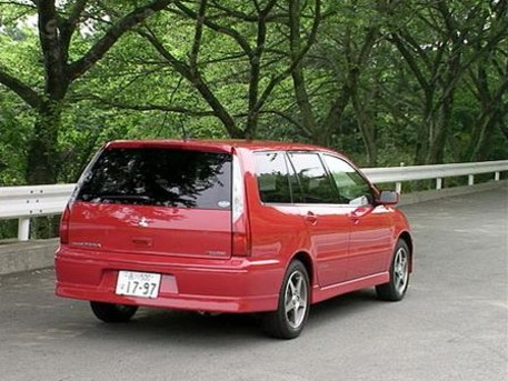 2000 Mitsubishi Lancer Cedia Wagon