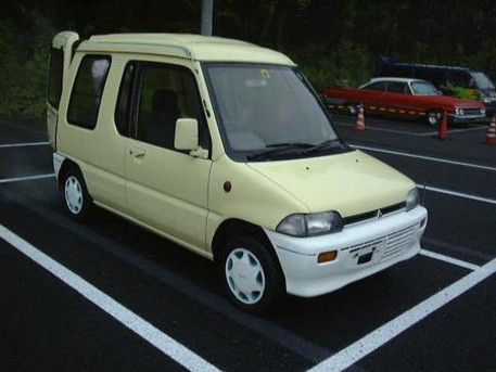 1990 Mitsubishi Minica Toppo