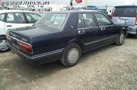 1989 Nissan Gloria