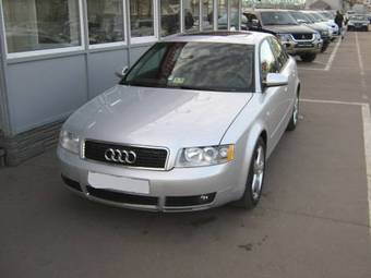 2004 Audi A4 Images