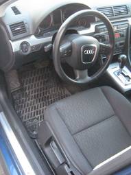 2005 Audi A4 Images
