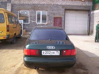 1999 Audi S8 Photos