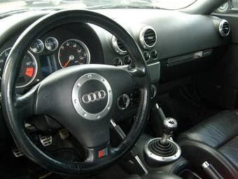2000 Audi TT Photos