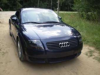 2003 Audi TT Photos