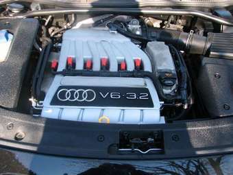 2005 Audi TT Pictures