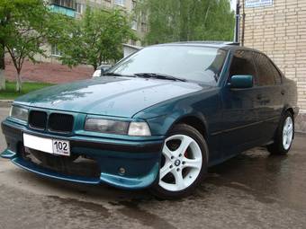 1992 BMW 3-Series Pictures