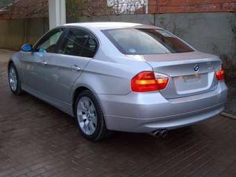 2005 BMW 3-Series Photos