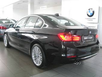 2012 BMW 3-Series Pictures