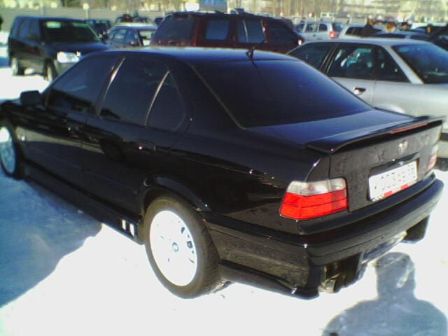 1995 BMW 320I