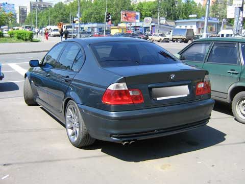 2000 BMW 323I