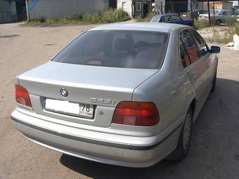 1998 BMW 5-Series Photos