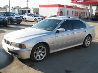 2002 BMW 5-Series Photos