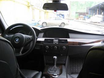 2004 BMW 5-Series Images