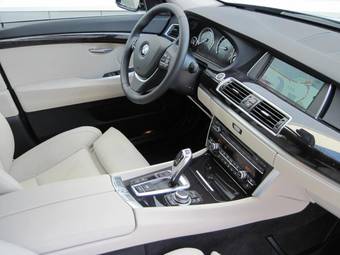 2011 BMW 5-Series Gran Turismo Pictures
