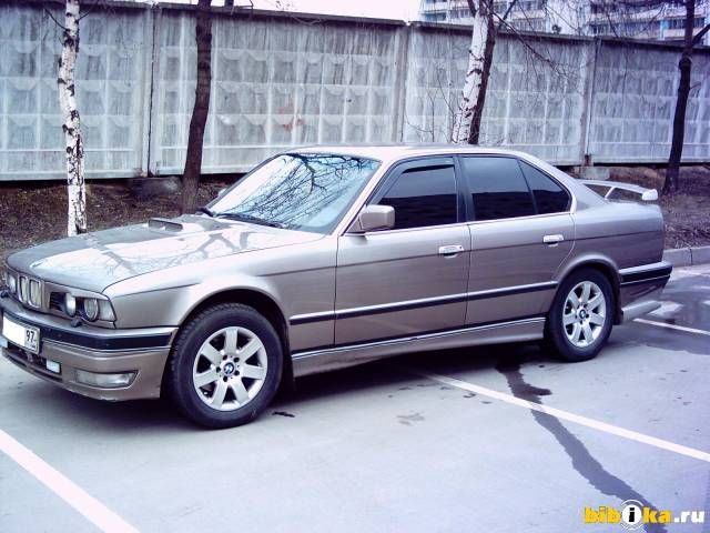 1989 BMW 520I