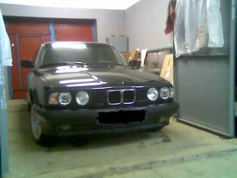 1993 BMW 525I