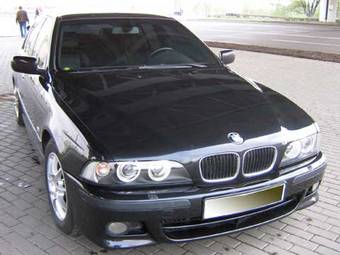 2000 BMW 528