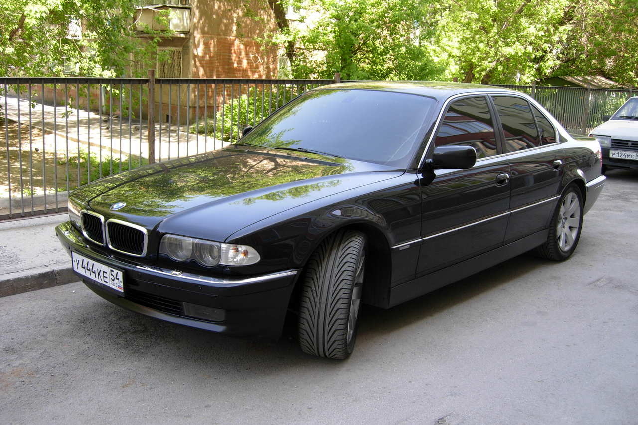 БМВ 750 li 1999