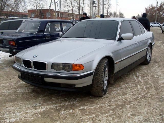 Bmw 7 series 2000