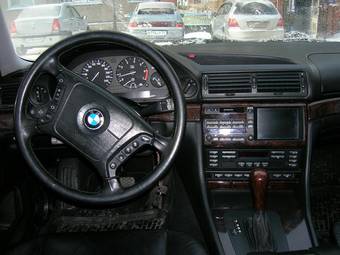 2000 BMW 7-Series Photos