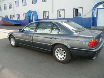 2000 BMW 7-Series Pictures