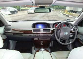 2004 BMW 7-Series Pictures