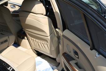 2004 BMW 7-Series Images