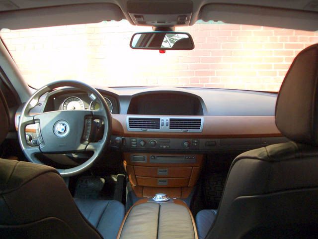 2001 BMW 735I