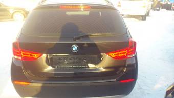 2011 BMW X1 Images
