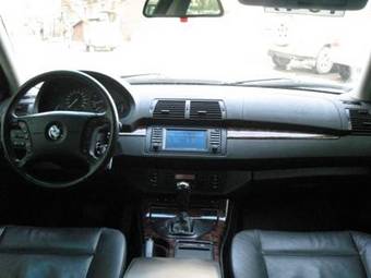 2002 BMW X5 Pictures