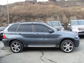 2003 BMW X5 Images