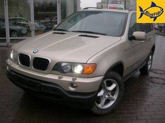 2003 BMW X5 Images