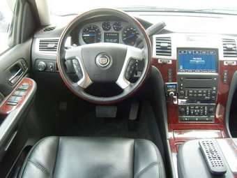 2007 Cadillac Escalade Pictures