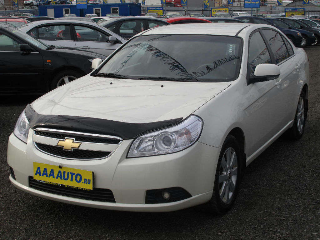 Фото chevrolet epica 2011 год белый цвет