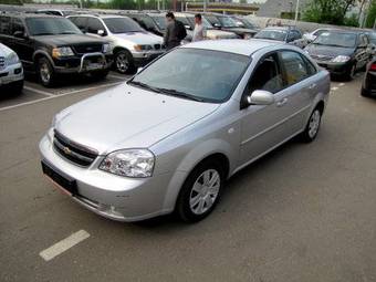 2008 Chevrolet Lacetti Pictures