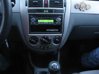 2009 Chevrolet Lacetti Pics
